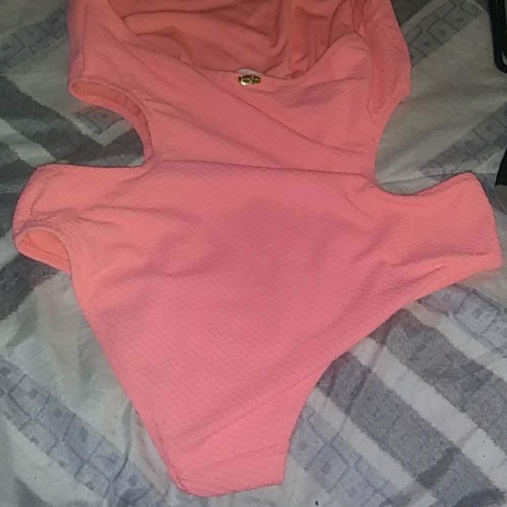 Jessica Simpson Scalloped Swimsuit - Picture 5 of 7